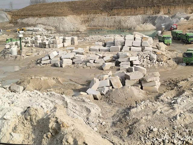 礦山資源